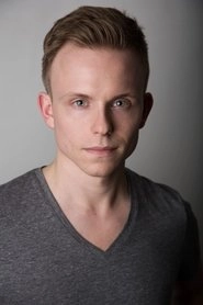 Ảnh diễn viên Adrian Petriw